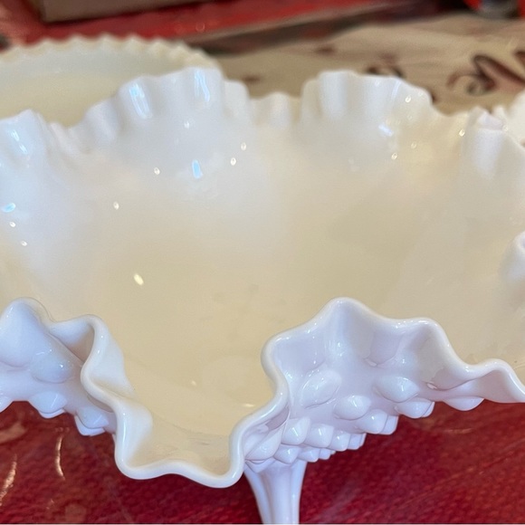Milk Glass - Picture 8 of 11